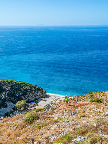Self-Guided Short Hike to the Ngjipe Beach