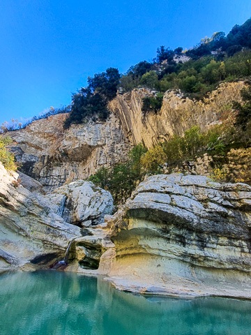 Half-Day Self-Guided hike to Cyclop’s Eye